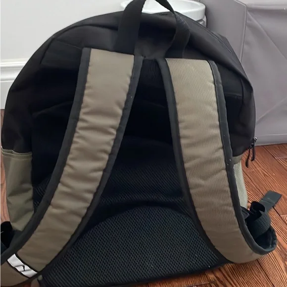 Puma backpack - Picture 2 of 3